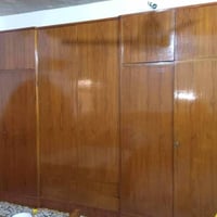 هذا شغلي اني صباغ اخشاب وتصليح وسعار مناسبه كودن اكو ناس ماعدها  ودامن...