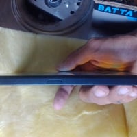 هونر X6C • ١٢٨ • شاشه فيها فطور