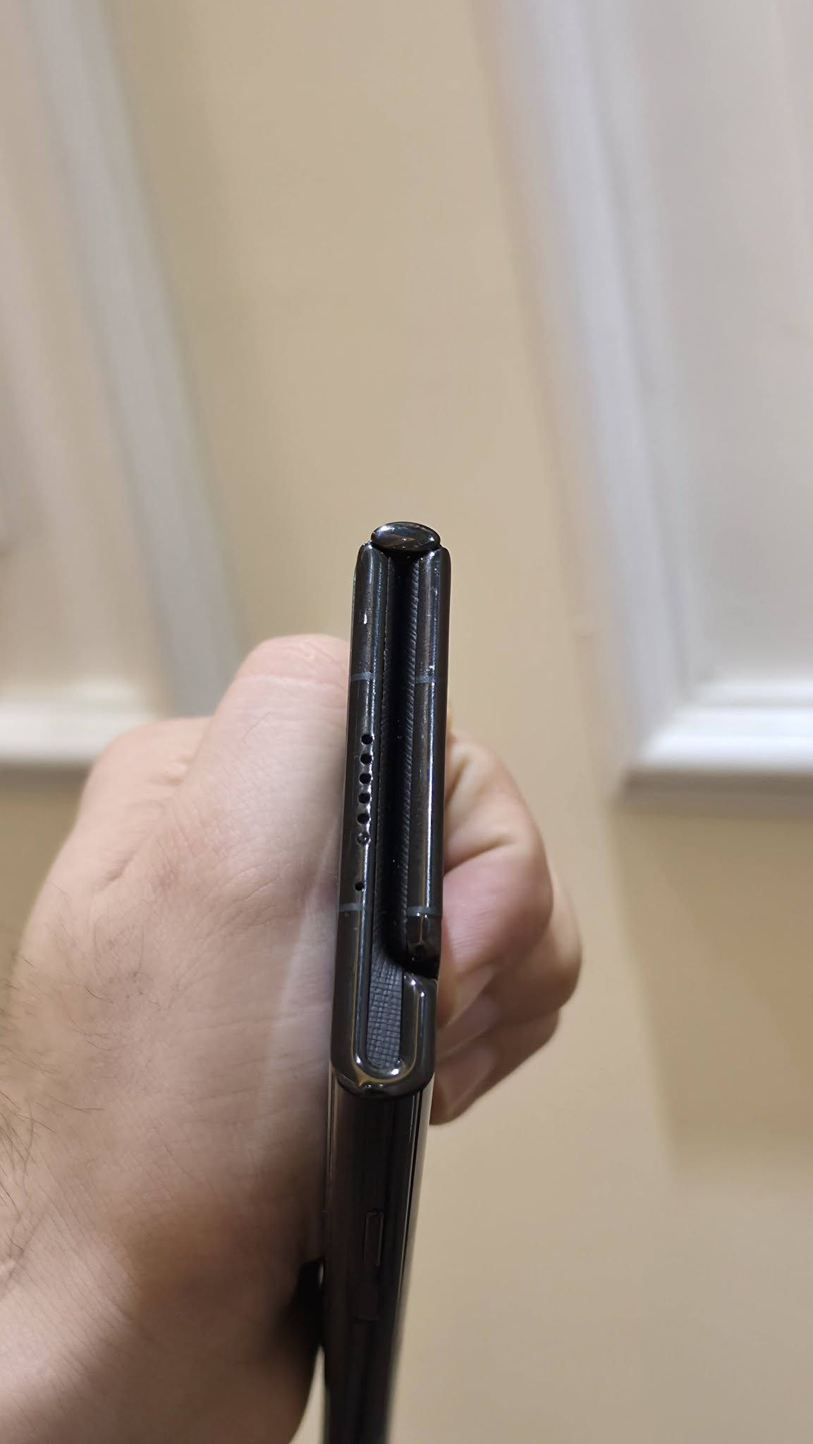 سلام عليكم اخواني الكرام هواوي MATE XS2 جهاز نظيف جدا جدا بحالة الوكالة من النوادر للي يدور جهاز نازك وراقي ذاكرة 512 رام 12 جهاز كامل ملحقات مع ٣ حافضات ماركات اصلية غراضة جدد للبيع او المراوس السعر ٨٠٠ وبي مجال بسيط اخواني اعيد واكرر الجهاز الي مايعرف قيمته لايكسر بي عنواني بصرة *********** تحياتي للجميع
