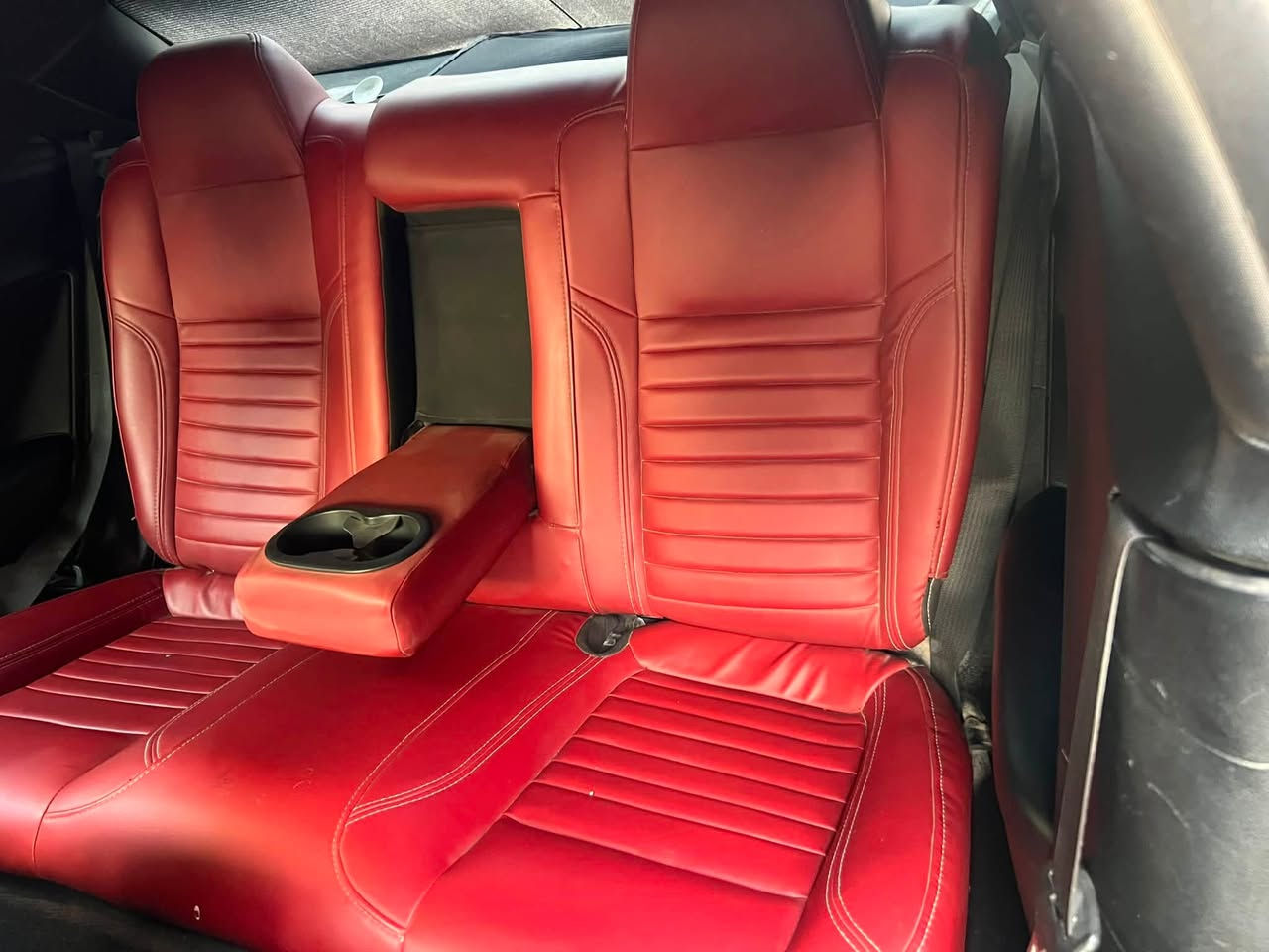 جالنجر sxt V6 موديل 15
رقم بغداد مرتب بأسمي تحويل ثاني يوم
وارد امريكي حادث بسيط كولش و ايرباك فقط البردة قطعة وحدة صبغ ( الجاملغ الأمامي مال حادث فقط )
كفالة (كير و مكينة وشاصي ولغد و الدواخل و حجر بيئة واكسل و الايرباكات الباقية )
المواصفات :
شاشة كبيرة
كامرة خلفية
داخل جلد احمر (غرفتها كوولش جديدة )
ويل 20 نجمة خسفة قويه 
سستم صوت خرافي دمام بالصندوك
وباقي المواصفات المعروفة مال جالنجر
عليها سقف رولز رايز عمل درجة اول
وفجوج لون اصفر وزعانف صفر 
دهن مبدل جديد 
صور الحادث مرفقة بالمنشور السيارة بيها فقط الجاملغ الامامي صبغ و الدعامية الامامية صبغتها ع ايدي
وبيها تكحيلات بسيطة و شوية بارد 
صور الحادث مرفوقه مع صور السياره 
ماشية 98 
السعر 162 ورقة وبيها مجال
مكاني بابل / الحله
متوفر على الخاص او اتصال
***********
موجود واتساب
