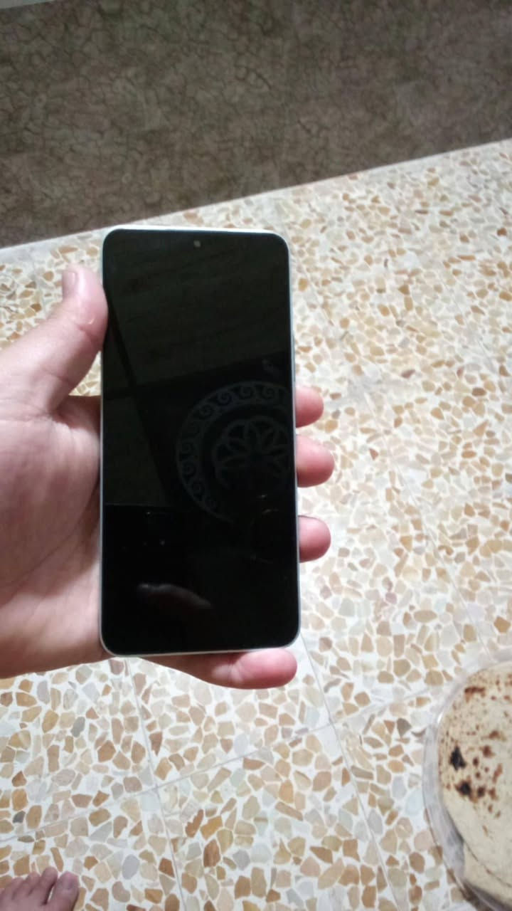 السلام عليكم
جهاز هنر x8a

ابيع اومراوس

ذاكره 128

رام 8+8 

بل سيم كرت

صوطو فول

كمراته دمعه

بصامه الإصبع + واجه

مبدل شاشه اصليه شرط

كلو شغال شرط

السعر115

بي مجال 

مكاني موصل أيسر

*********** واتساب
