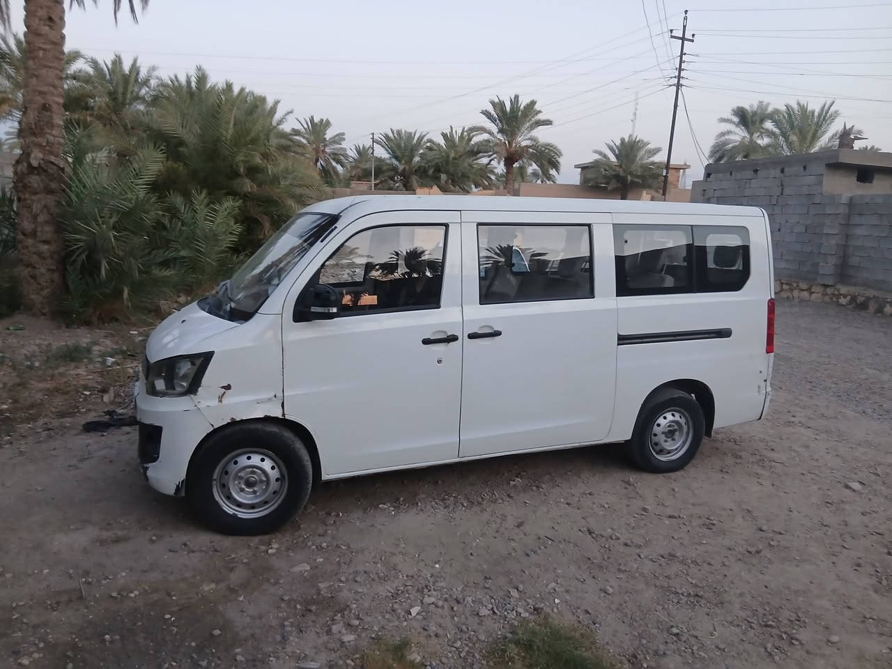 السلام عليكم  سبب البيع عندي عمليه ومستعجل عليه ربي يكفيكم الشر 
 ((((بدون مراوس بيع فقط ))))
للبيع فاو خشفة 2015 
اللون ابيض 
رقم بغداد
ماشية ١٢٣

المكان بغداد 

السعر 45 ورقة بيها مجال 

للتواصل /***********
