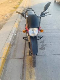 بوكس للبيع موديل ٢٠٢٠ مكينه مكفوله كفاله عامه اوراق كامله ٧اوراق بيه ن...