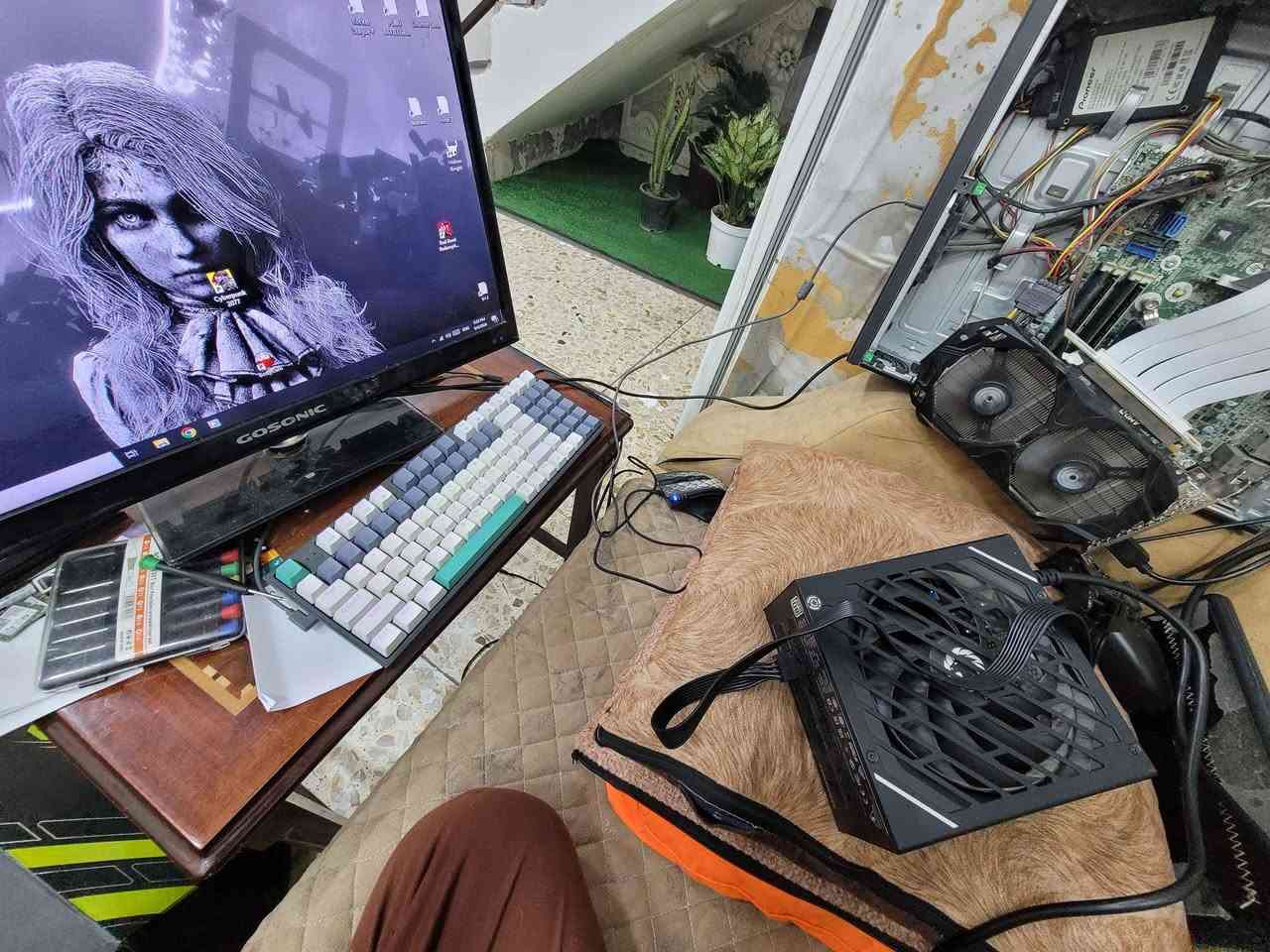 كيبل pcie جيل رابعة
علمود تخلي الكرت بالطول

السعر 20 الف

***********
بغداد الحميدية بغداد, العراق

نص مكتوب في الصور:
- ELY PC USED PC PARTS PCIe 4.0 RISER CABLE HIGH SPEED STABLE DURABLE PCIe 4.0 UP TO 16 GT/s (Backward Compatible) HIGH QUALITY Flexible & Durable Cable PERFECT FOR Vertical GPU Setup STABLE SIGNAL Low Loss Design SMOOTH CABLE FLEXIBILITY ELY PC USED TESTED TRUSTED BETTER CONNECTIONS HIGHER PERFORMANCE PCIe 4.0 16 GT/s PCIe 4.0 x16 (Universal) PERFECT FOR YOUR BUILD