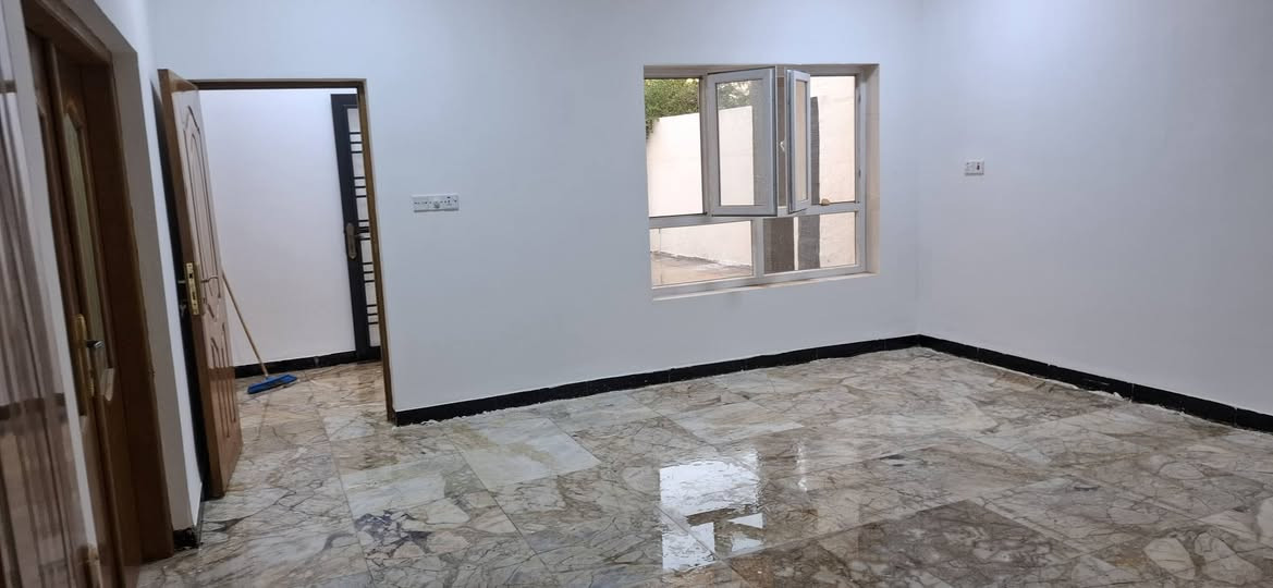منطقة الضباط • ٣٠٠م • ٣ غرف