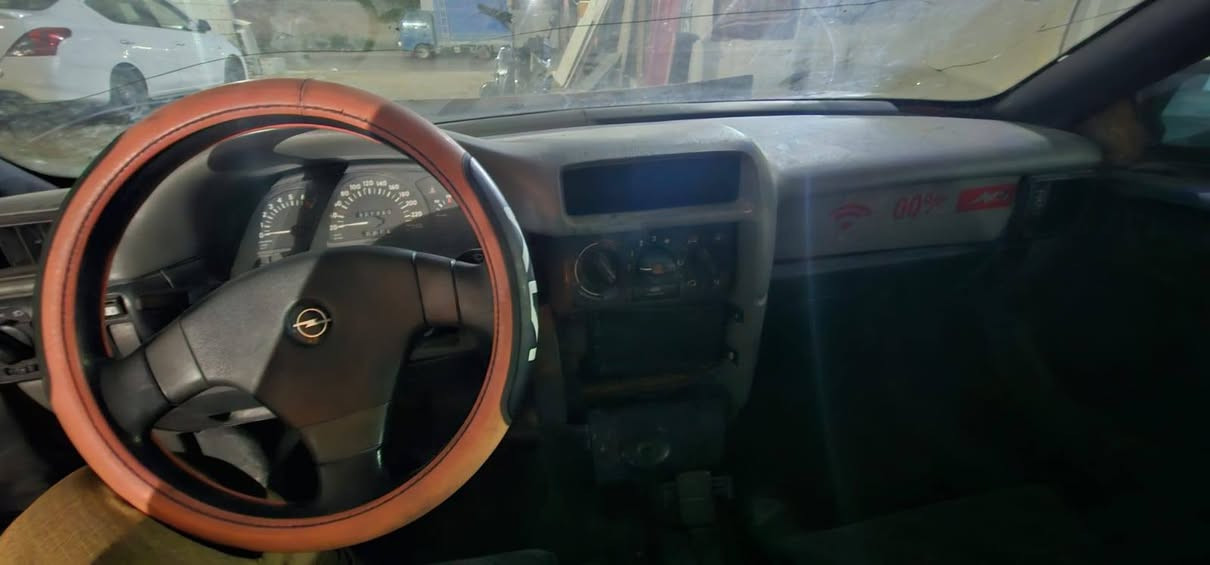 السلام عليكم كاليبرا موديل 91كامله مكمله رقم انكليزي السعر ٢١ بيها مجال تحويل ثاني يوم رقمي ***********
