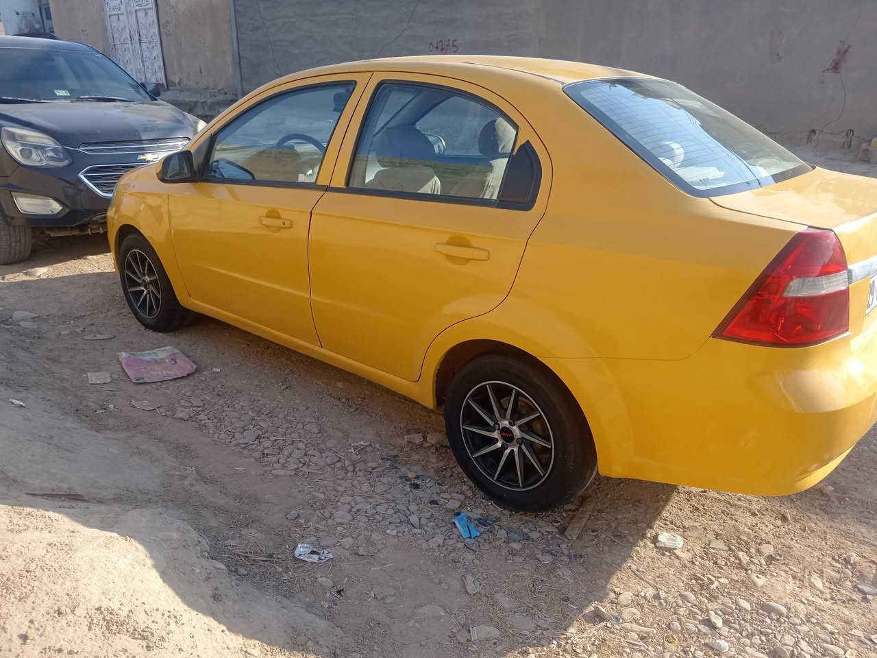 افيو موديل ٢٠٠٩ للبيع كير عادي مكينه كير تبريد شغال بسمي هيئه وغرامات مصفره السعر ٤٥ وبيها مجال الموبايل ***********
