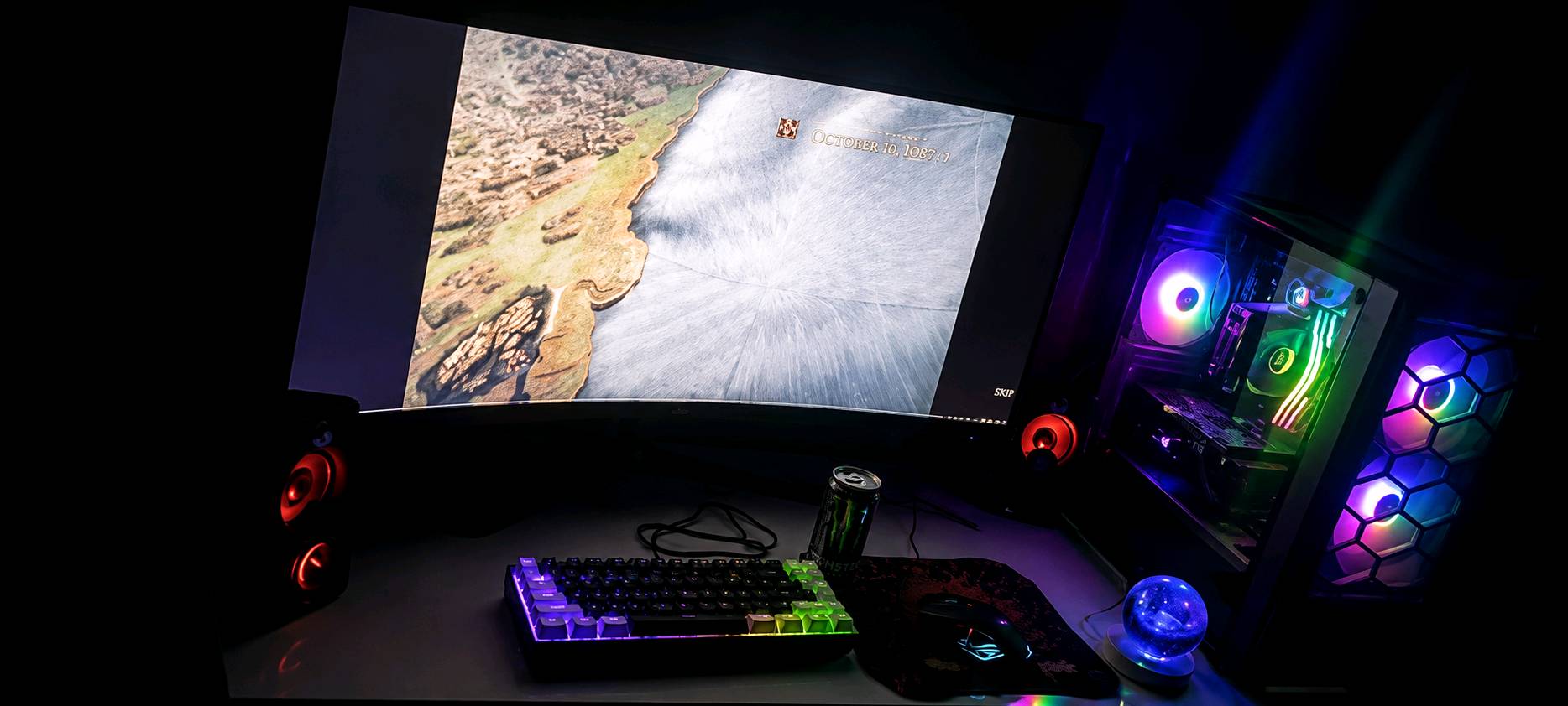 إعلان بيع كيس حاسوب للألعاب (Gaming PC Case)
العلامة التجارية: Xigmatek (من أشهر الماركات الموثوقة بصناديق الحواسيب).
نوع الكيس: ميد تاور (Mid-Tower) بتصميم عصري وأنيق.
نظام التبريد:
الكيس مجهز بـ 3 مراوح RGB تمنح إضاءة ممتازة وألواناً جذابة، بالإضافة إلى توفير تدفق هواء قوي وممتاز لخفض حرارة القطع.
مواصفات التصميم:
الواجهة الأمامية: شبكية (Mesh) بالكامل مصممة خصيصاً لتعزيز التهوية.
الجانب الأيسر: لوحة جانبية من الزجاج المقوى (Tempered Glass) الشفاف لإظهار المكونات والإضاءة الداخلية.
الحالة: نظيف وبحالة ممتازة وجاهز للاستخدام الفوري.
المميزات: مساحة واسعة من الداخل تدعم تركيب كروت الشاشة الكبيرة، مع غلاف سفلي لإخفاء الأسلاك (PSU Shroud) لضمان مظهر مرتب ونظيف. السعر 45الف نضيف جداا مستخدم شهرين فقط خدش واحد ما بيه متوفر خاص هذه رقمي همين ***********