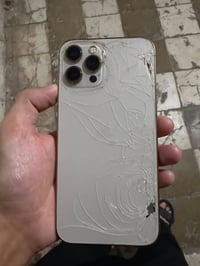 آيفون ١٢ برو ماكس • ١٢٨ • شارع نيل
