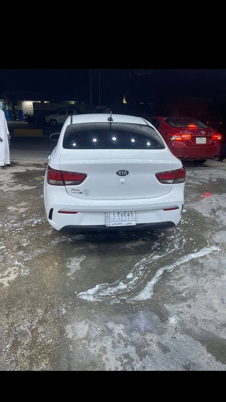 كيا ريو 2021 

السعر ((118))

 رقم  مثنى معوقين

النوع :- kia ريو
الحادث :دعاميه مبدله فقط

حجم المكينه :- 1600 دوش
اللون :-ابيض صدفي 
العنوان :السماوه قضاء السوير
الرقم ***********
