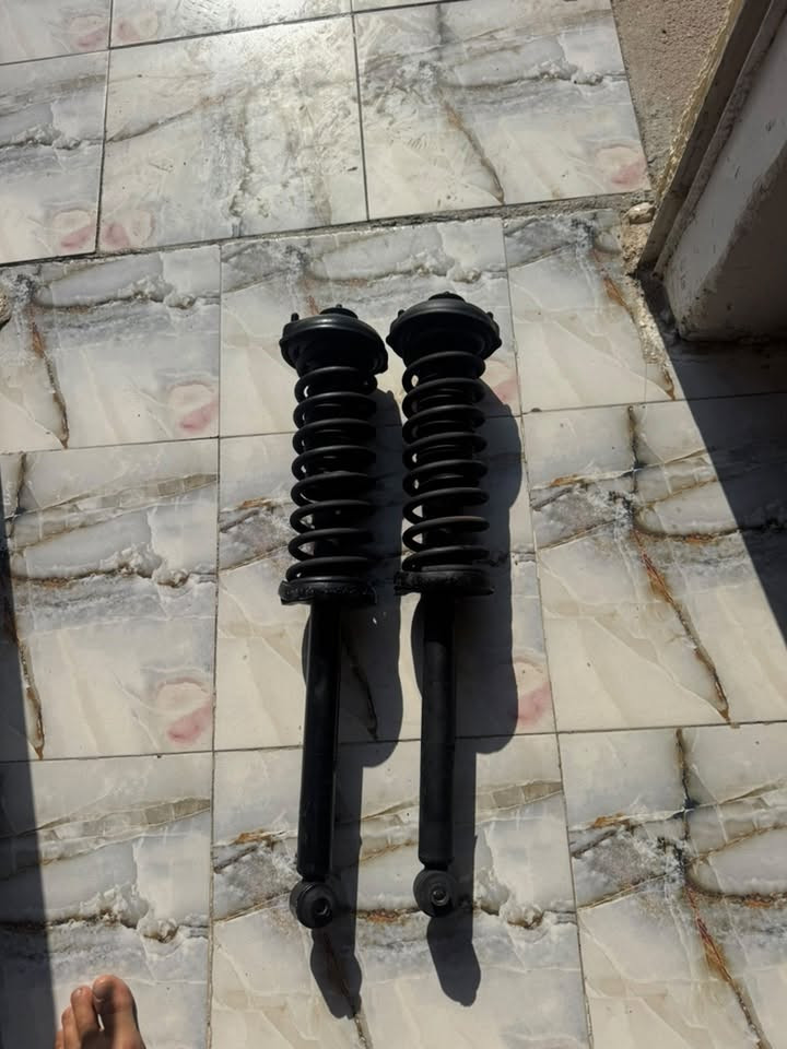 اغراض النترا ١٩٩٢
مكينه مفتوح مكفوله
كير اوتو مكفول 
صدر مال حاويه كلش نضيف 
مشط حاويه
شنو تحتاج موجود اغراض نضيفه واسعار مناسبه 
منضومه تبريد نضيفه 
راديترات 
يوجد توصيل. 
مكاني بغداد تقاطع النهروان 
***********

