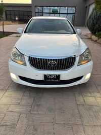 كراون ماجيستا • ٢٠١٢ • جلدية