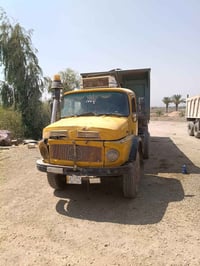 شاحنة • للبيع • تفاصيل ناقصة
