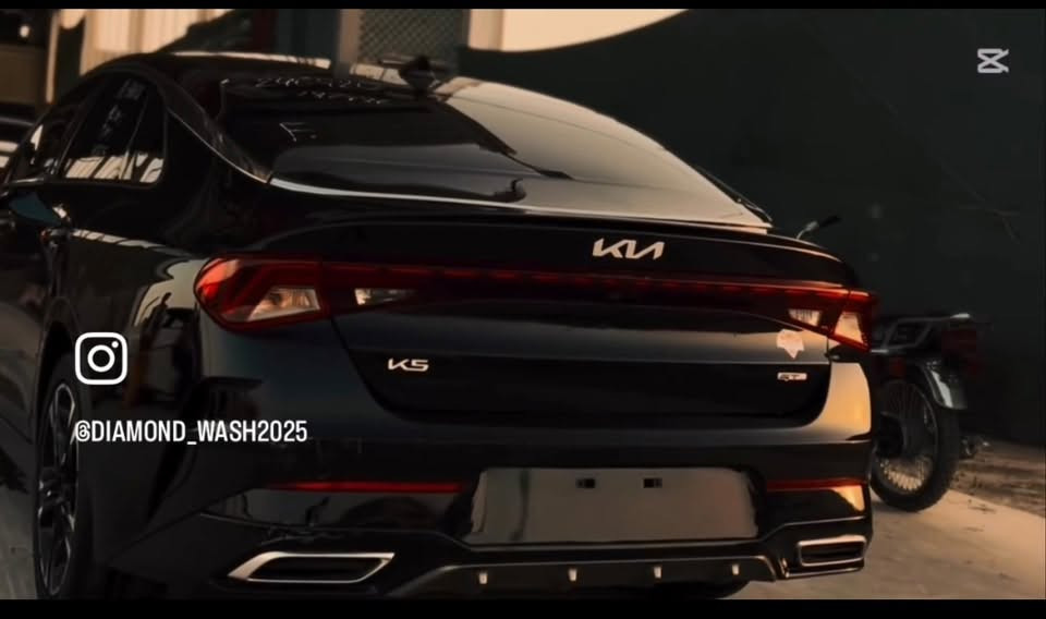 كيا K5 GT-Line موديل 2024
* فل مواصفات 1/1
* محرك 1600 تيربو
* فتحة بانوراما
* 5 أنظمة قيادة
* كشنات جلد احمر
* كشن كهرباء قابل للتعديل
‏تدفئة كشن
‏ تدفئة ستيرن 
* شحن لاسلكي
* إشارات بالمرايا
* توقف ذاتي
* نظام النقطة العمياء
‏تشغيل عن بعد 
‏ترحيب 
* كاميرا دوارة
* ساد بريك بصمة
* قيادة ذاتية
نضام فورويل تلقائي 
* مثبت سرعة
* مانع انزلاق
* حساس إطارات
* رادار الخطوط البيضاء
* كير أوتوماتيك وعادي
* وغيرها من المواصف

رقم نينوي خصوصي سياره دخول جديد 

ضرار سياره بصيط  ربع بوند و ربع جملغ مصلح بدون دواخل 

ممشه سياره 34,000 كيلو 

‏الاستفسار الاتصال على هذا الرقم
***********
