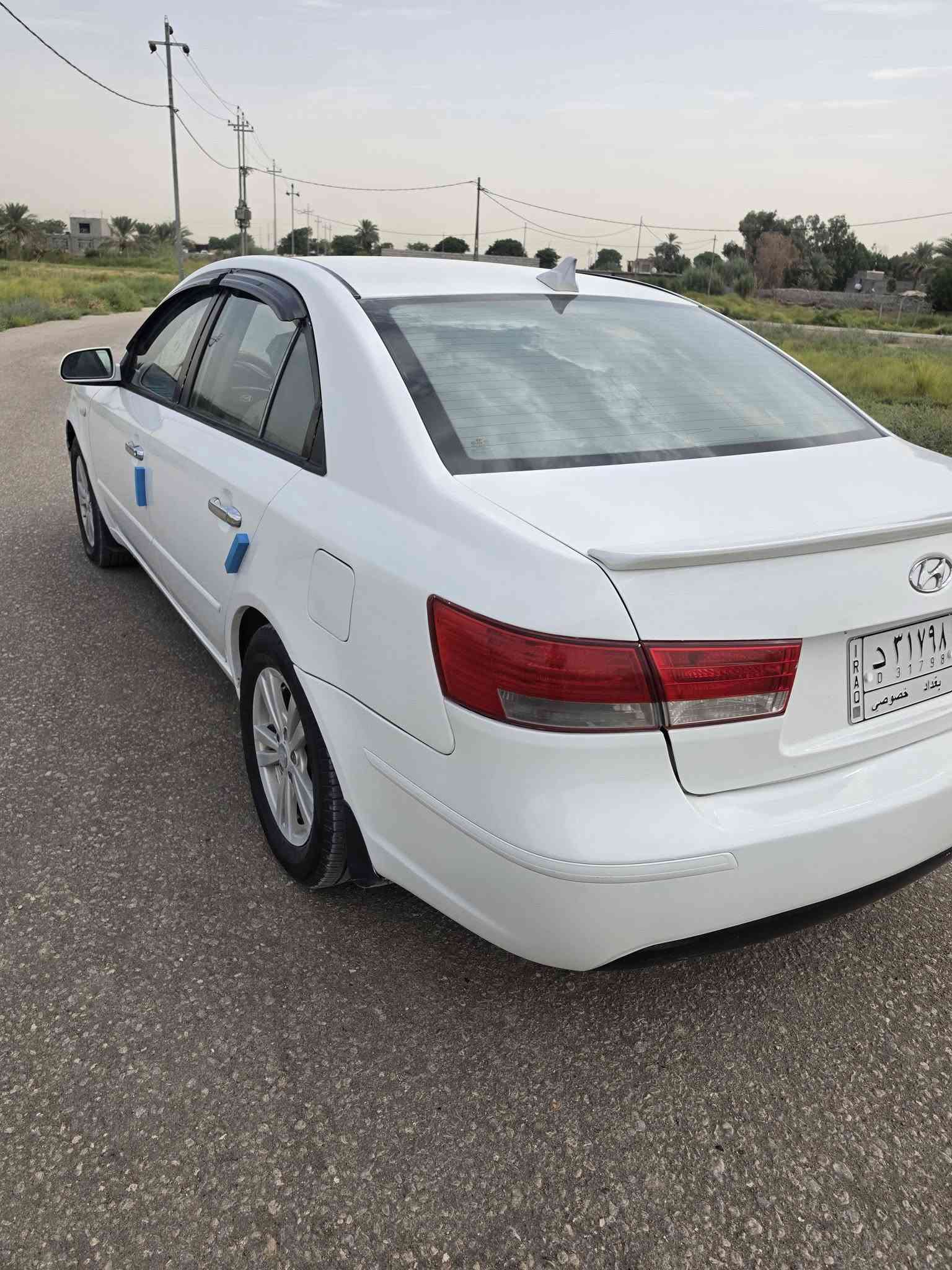 للبيع سوناتا موديل ٢٠٠٩ السياره جاهزه من كلشي مكينه وكير ابشرط شديتهن جدد صار يومين تخم تاير السياره بيه احزام مكان السياره بابل اجبله السعر ١٠٠ للاستفسار *********** ***********
