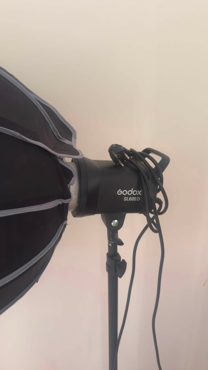 إعلان الإضاءات
للبيع طقم إضاءتين Godox SL60IID كامل

للبيع طقم إضاءة احترافي مكون من:

* 2 × Godox SL60IID.
* 2 × Softbox Octagon.
* 2 × Honeycomb Grid.
* 2 × Light Stand.

المعدات بحالة ممتازة جدًا، استخدام قليل، وكلها تعمل بكفاءة 100%، مناسبة لتصوير الفيديو، اليوتيوب، البودكاست، والتصوير التجاري
***********
