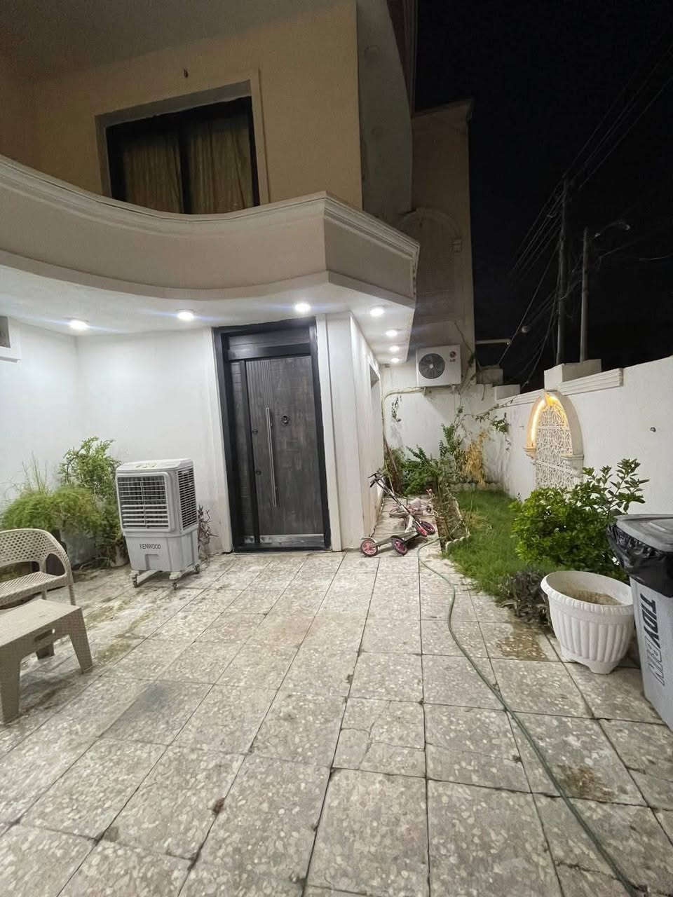 قص • عقار • بدون تفاصيل