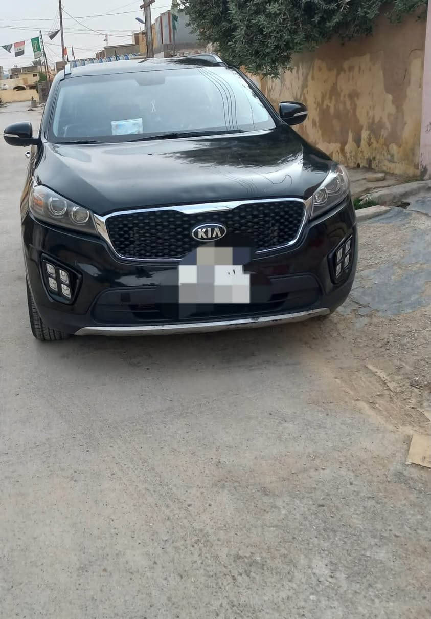 سورينتو موديل 2018 لون اسود امريكي 7راكب محرك 3300 gdi سويچ شاشه صغيره قطعتين تبريد مشروع وطني بسمي حادثها جاملغ وبنيد السعر خاص ***********

نص مكتوب في الصور:
- 2018 KIA SORENTO LX 5XYPG4A50LUXURY CARS > LISTINGS > 2018 KIA SORENTO LX 5XYPG4A50JG170613 2018 KIA SORENTO LX 2018 KIA SORENTO LX 5XYPG4A50JG170613 full
- %٥٢ |.|. 9:31 2018 KIA SORENTO LX 5XYPG4A50... luxurycarss.com 1 / 6 5XYPG4A50JG17061 LUXURY CARS > LISTINGS > 2018 KIA SORENTO LX 5XYPG4A50JG170613 2018 KIA SORENTO LX BODY STYLE 4DR SPOR