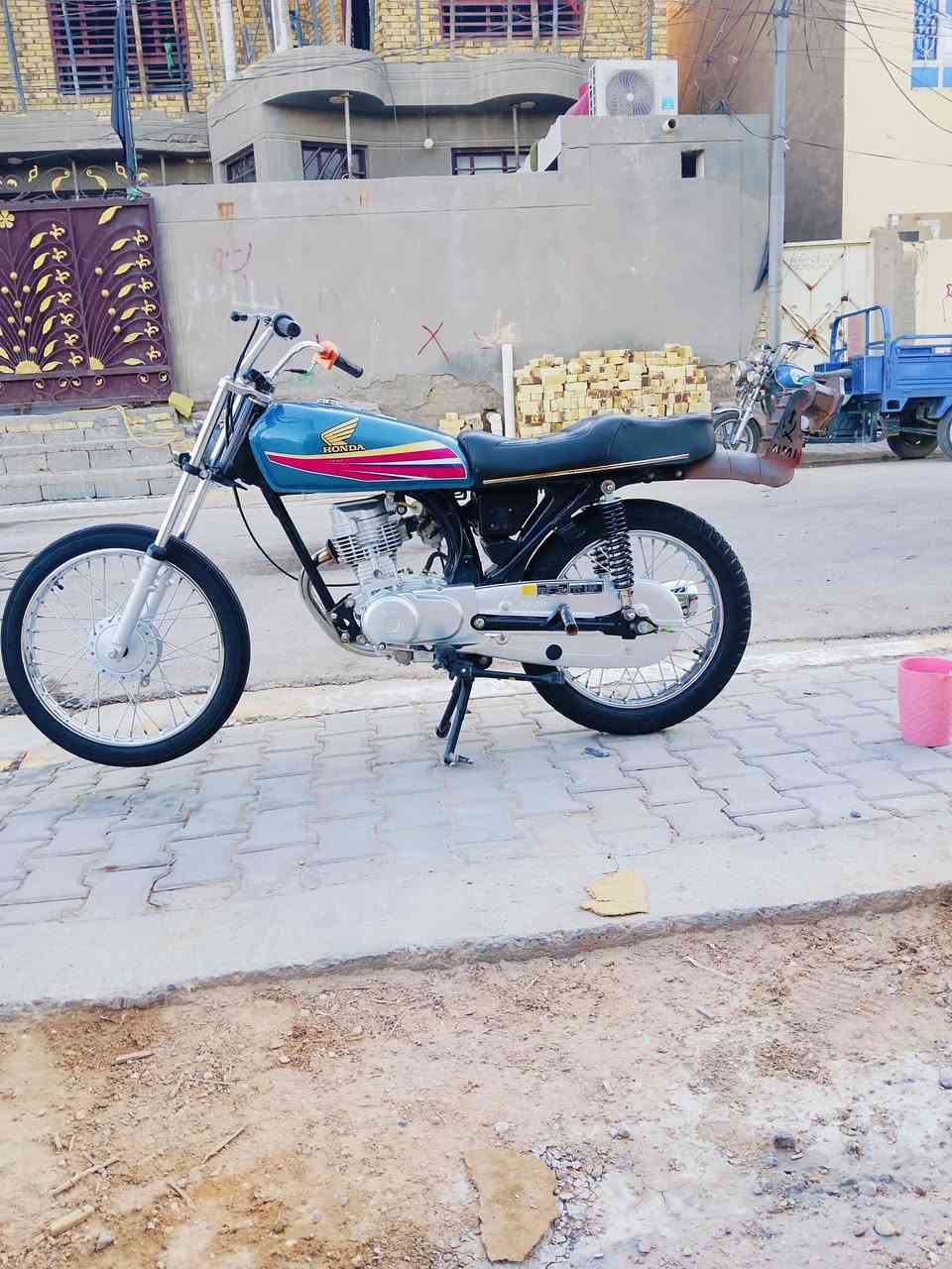 السلام عليكم دراجه البيع تعمير كله 26 وشاصي سكنر 26 دراجه ما محطوط عليه صبانه كفاله عامه شلعه ومعدل سعر 750 وبيه مجال مكان الديوانيه مركز *********** واتساب
