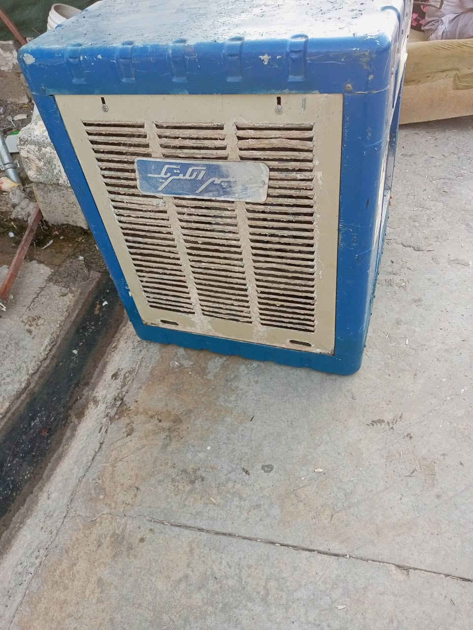 شقال شرط اي عيب مابيها سعر45الف ***********

