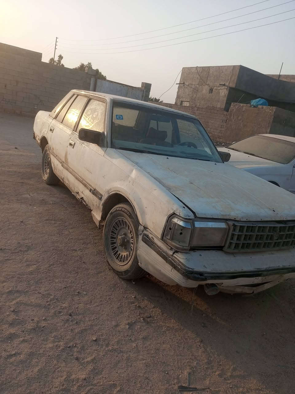 السلام عليكم سياره سوبر رقم بغداد صدامي سنويه عاج راعيها ما واصله مكينه كير بلاد شغاله سياره وتمشي مكان السياره البصره شاصي مكفول جديد سعر 9 وبيها مجال للشراي مكان السياره البصره ***********
