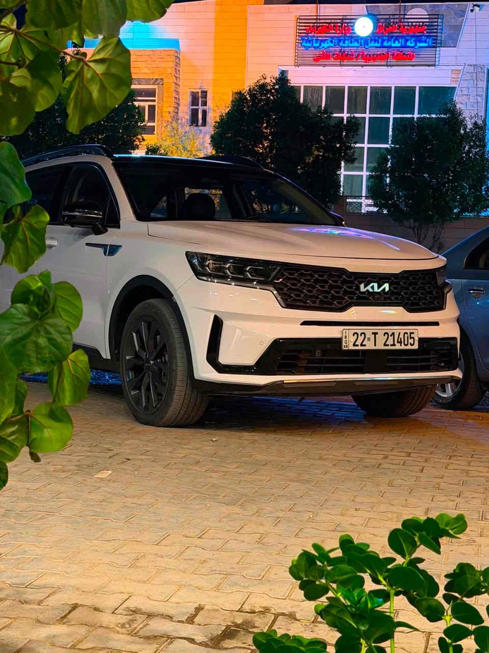 كيا سورنتو. موديل 2023 فول كامل اعلى مواصفات مكينه 2500 تيربو بانوراما 5 كامرات مرقم اربيل باسمي تواصل ***********
