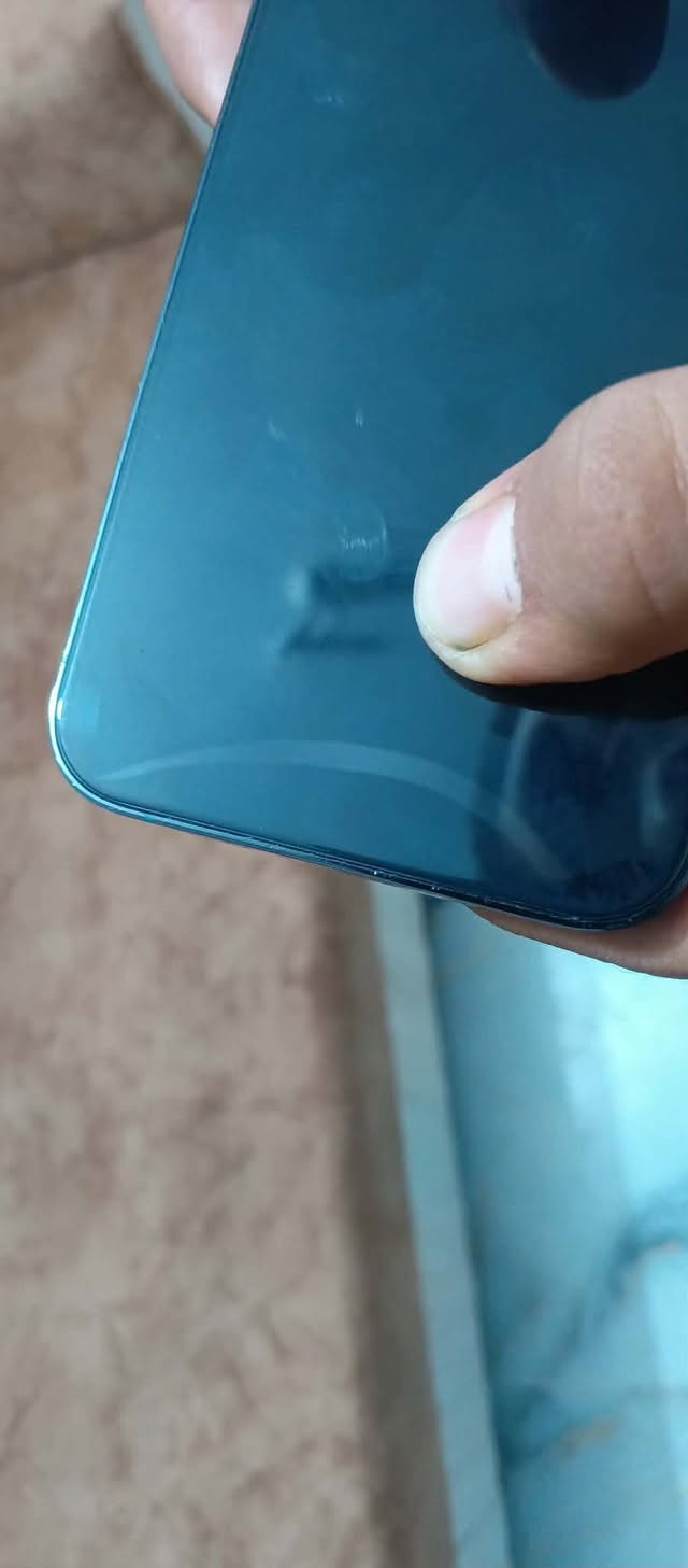 iPhone 13 BRO MAX
بطارية :90ما معلاية ولا مبدلة 

ذاكرة : 256

لون :بحري 

بي فقط فطر بسيط بل كلاس كما موضح بل صورة 

وفالت الفلاتة مال كامرة ومرجعيهة وتقرة مبدلة 

غير هاذة مآبي الله شاهد كله بلاد 

مكاني ديالى شهربان 

العسر : 725وبي مجال بسيط حك الجية 

هــ : ***********
