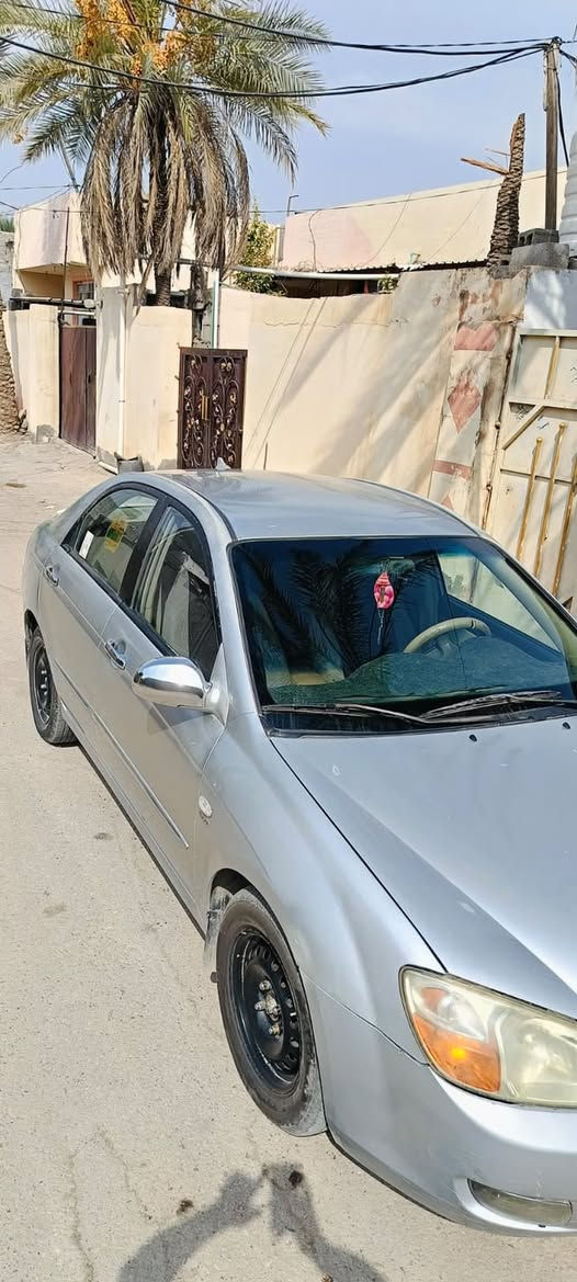 السلام عليكم  سيارة سبكترا موديل 2007 خليجي بيها ضربة ب جاملغ الأمامي الصدر بيها صبغ حزام اثر جراد محرك وكير كفالة محركها 1600 دوش  كير اوتماتيك سنويتها ال 2027 باسمنا شواصي خير من الله تبريد وتتدفئة خير من الله سيارة جاهزة خير من الله سعرها 77 وبيها مجال قليل العنوان ديالى بعقوبة ***********
