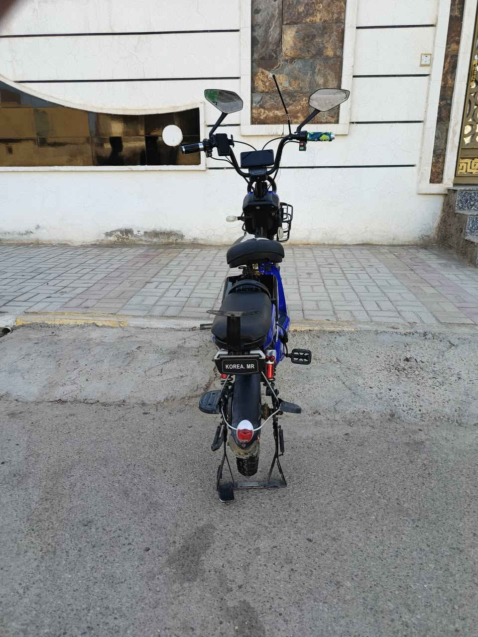 السلام عليكم بايسكل شحن للبيع حجم 16 أي عطل ما بيه فقط الكشن إني ابدلك ياه عل حسابي بطاريات جديد شاحنته وياه مال شركه الأصلية يوصلك لل سوگ 3 مرات ويرجعك العنوان الأنبار الرمادي ال 5 كيلو قرب جامع خاتم الأنبياء والمرسلين  السعر 250 الرقم ***********
