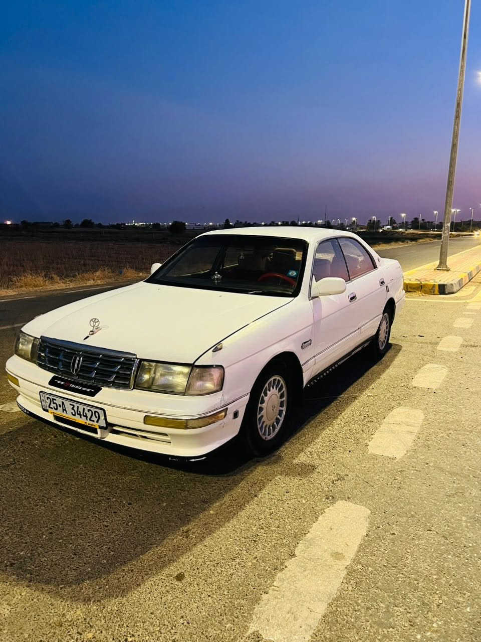 سلام عليكم 🔴للبيع 
تيوتا كراون بطه مديل 1994 

رقم انكليزي كركرك مداور ثاني يوم 

سياره مكفوله كفاله عامه 

تبريد ثلج ويا السويج 

غرفة نضافة 90‎%‎ 

تخم تاير 

حدادية قبل شهر 

كير ومحرك خير من الله

مكينة VVT-i  2500

سماعات بلاد 

شاشة الاندرويد 

كشنات كهرباء 

مري تحكم كهرباء  

شباج ملكه مميز 

السيارة مانقصها شي مال جناي 

مكان السيارة صلاح الدين ناحية دجلة 

السعر 59 وبيها مجال 

الاستفسار هـ ***********
