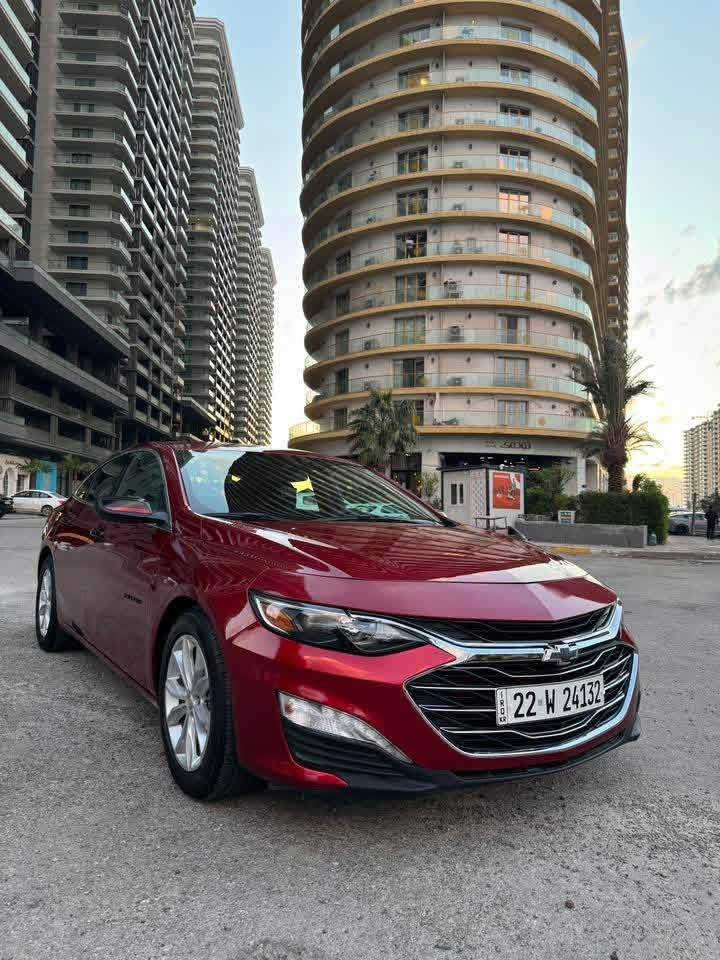 للبيع: Chevrolet malibu 2024 LT1
• حالة السيارة: وكاله، مستخدمة قليلًا، دخول باسم المالك الحالي ماشيه 18 mi
 • الصيانة: صيانة دهن كاملة من الشركة
 بدون حادث السياره بس دعاميه شوي اماميه
 • السعر: 143 ورقة (قابل للتفاوض في حدود المعقول)
 • مكان السيارة: بغداد – البياع
 • للتواصل: واتساب / اتصال ***********
