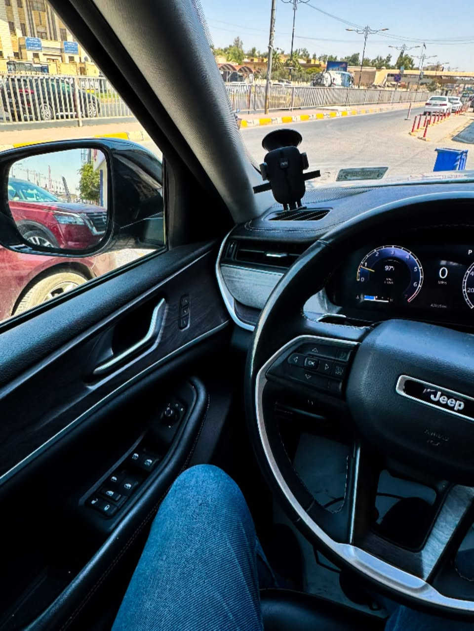 📣📣 سيارة للبيع 📣📣
🔷 نوع السيارة: جيب كراند شيروكي
🔷 JEEP GRAND CHEROKEE LIMITED 4X4
🔷 الموديل: 2023
🔷 حجم المحرك: 3.6L V-6 DOHC   الموقع:الموصل حي نركال.  الرقم:***********
