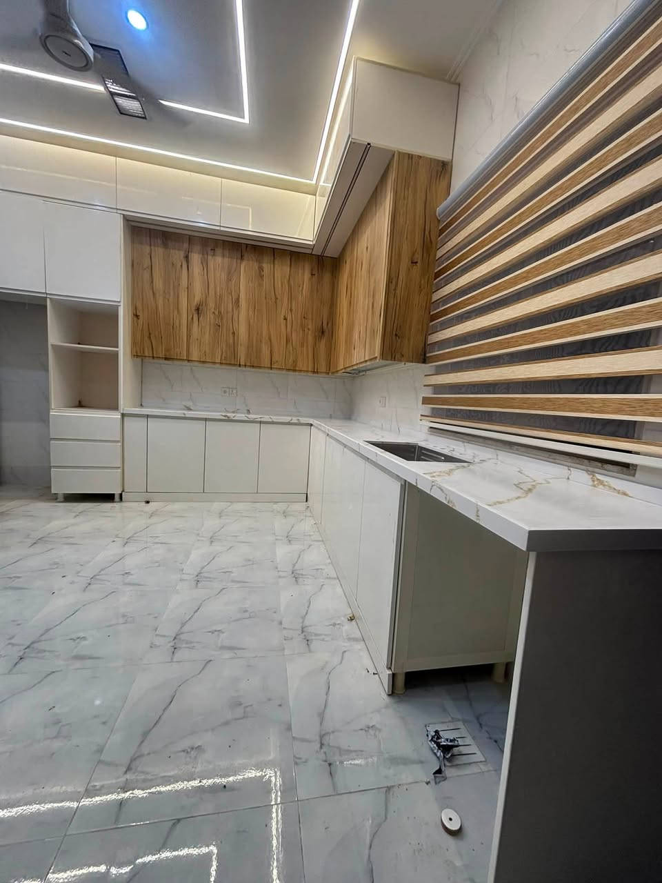 عروض نارررر 🔥🔥🔥#مطابخ #كركوك #حسابات
أبواب خشب pvc بالون بريس هيكل ألمنيوم سراي درجه أوله سعر متر فقط 169 دولار🔥

كاونتر المنيومم سعر متر فقط بـ 139 الف

مرمر تركي درجه أوله سعر متر فقططط بـ 62 دولارررر🔥

ومع كل هاذااااا تختار هديه بينهم اذا كاونتر اكثر من 5 متر

1 طباخ منضدي ✨

2 مرشحه  💛

3 ميز طعام🔥

4 متر ونص مرمر 🎁

📍الموقع شارع حسابات مقابل مدرسه تفوق الأهليه 

ولدينا تفصيخ وشد كاونتر من بيت الى بيت اخر او تعمير✨

الرقم : *********** واتس
