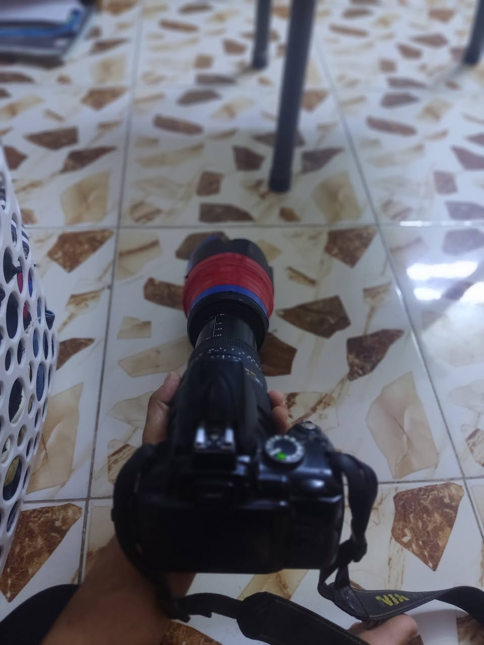 نيكون ٣٠٠٠للبيع بسعر مناسب شاحنه رام بطاريه وحده حزام كتف بس جنطه ماويه سعر 180 لرقم***********
