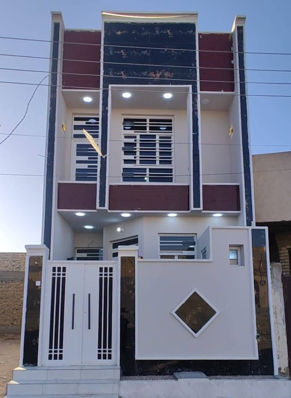 الدار للبيع   طابو صرف  مساحه 100 متر طابقين 
في كربلاء حي الساهرون  قرب مجمع الغدير السكني 
يحتوي على استقبال وصالة 
 وثلاثة غرف نوم  
مع ثلاثه مجاميع صحيات الاستفسار اتصل واتساب ***********
*********** كربلاء, العراق
