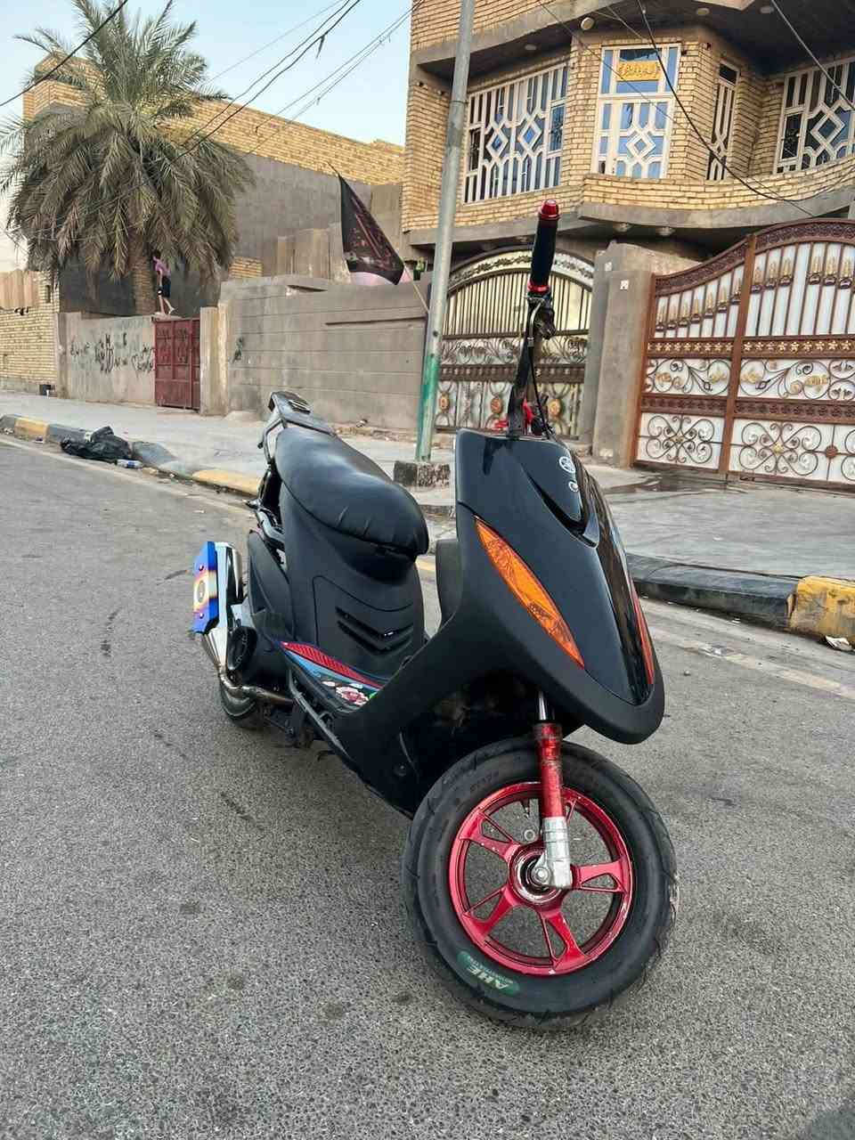 السلام عليكم شباب الدراجه معروضه للبيع المكان كوت عزيزية حي العسكري السعر خاص***********💜👻
