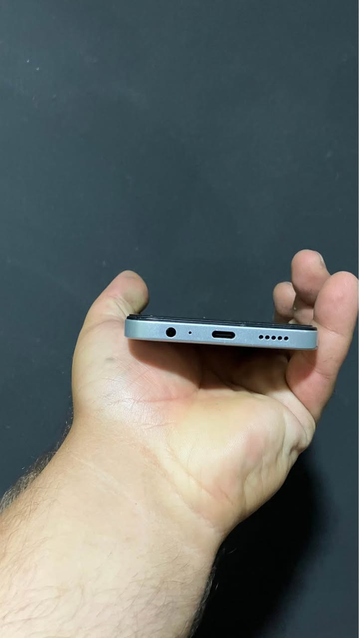 Honor z6c
128gb
Ram6+6
120hz
2sim
1010nits
Battery5300
بورغی بانەدراوە بەزەمان هەموو شتەك دەفرۆشم
بەس دوو شوختی لە ئیتاری هەیە 
نرخ١٦٥هەزار
شوێن هەولێر
گەیاندن نیە
*********** whatsapp أربيل, العراق
