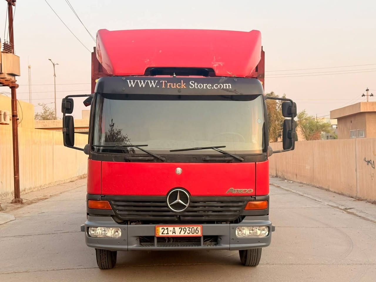 اتیکو للبیع طول ٧,٢٠ سرندر ٤ ست برغي موديل ٢٠٠٢ عنوان كركوك رقم موبايل ***********
