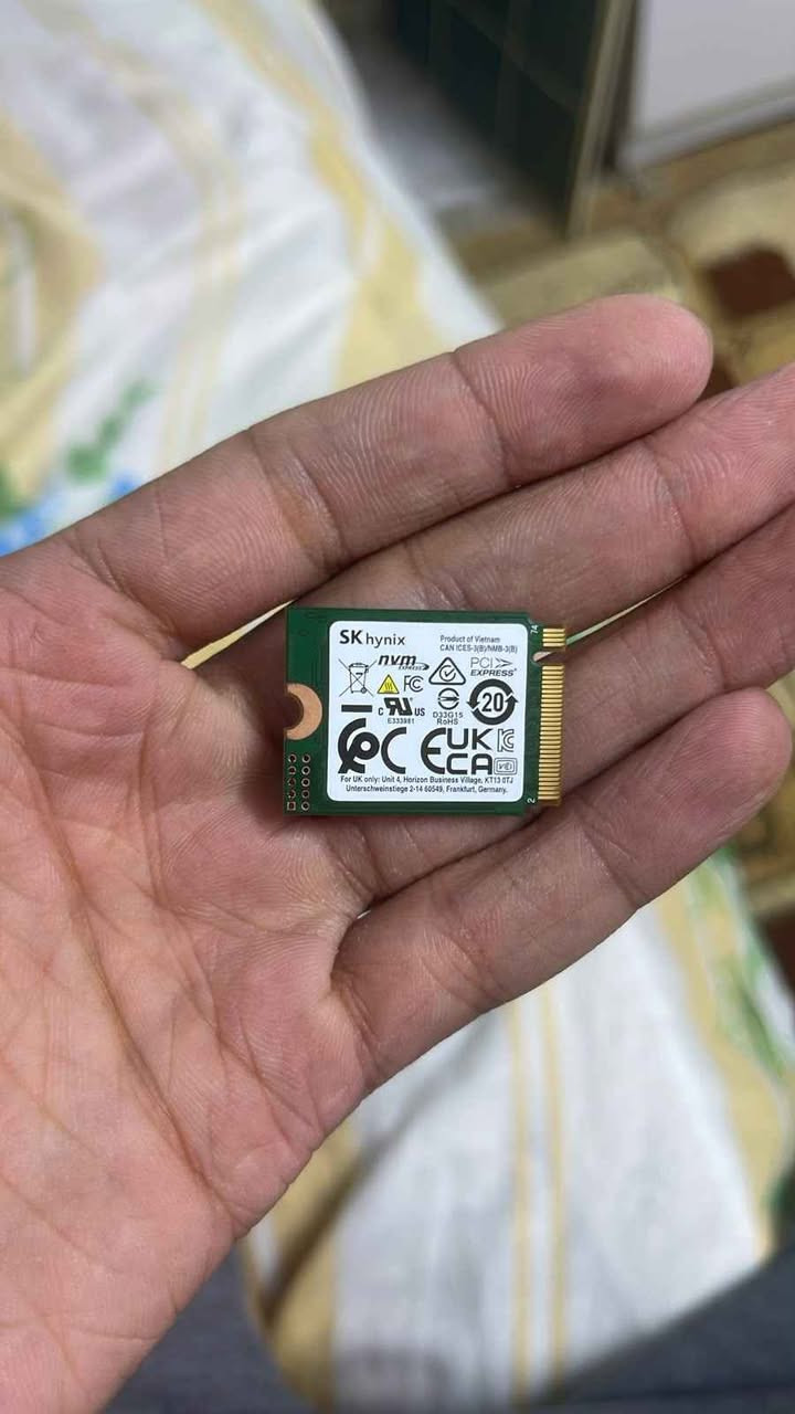 هارد نوع هاينكس ذاكرة 512 كيكا بايت m.2 ssd الجيل الرابع (قصير)
هيلث 100%
يستخدم  للكمبيوتر (pc) ولجهاز اللابتوب ويستخدم أيضآ هارد خارجي 
سعره 100 ألف وبي مجال للشراي 
عنواني البصرة ابو الخصيب عويسيان 
الإتصال على رقمي(***********) البصرة, العراق
