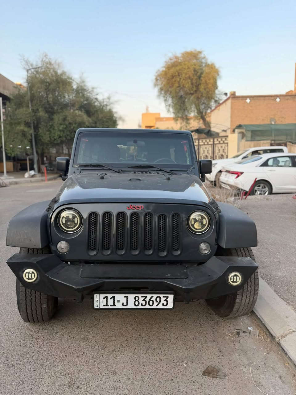 السلام عليكم للبيع
🚙 جيب رانكلر JK سبورت | Jeep Wrangler Sport

📅 موديل: 2016
🛣️ المسافة المقطوعة: 28,000 ميل فقط
⚙️ القير: عادي (Manual)
🔧 المكينة: 6 سلندر – 3600cc
✅ السيارة بدون تبديل
📸 صور الحادث موجودة وواضحة للمعاينة
السيارة نظيفة جداً و استخدام قليل
للاستفسار : ***********
