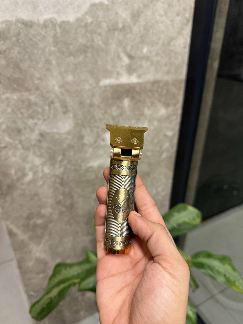 ماكينة حلاقة • لاسلكي ١٢٠ دقيقة • شحن USB