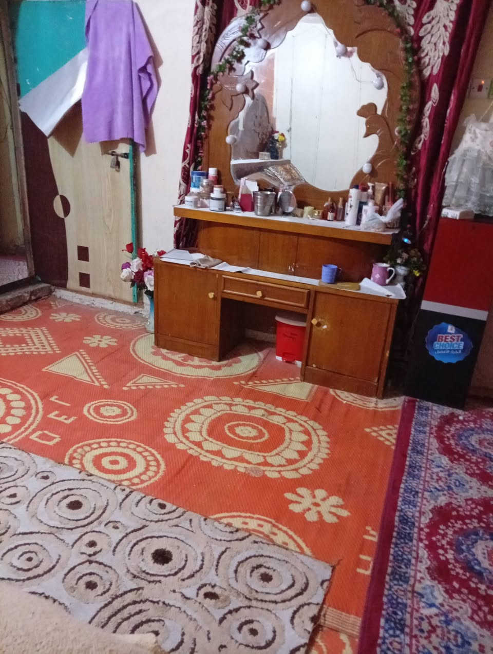 سلام عليكم غرفه نوم للبيع نضافه 90بل ميه تزكام مكاني حي غدير سعر 500رقم جهاز ***********
