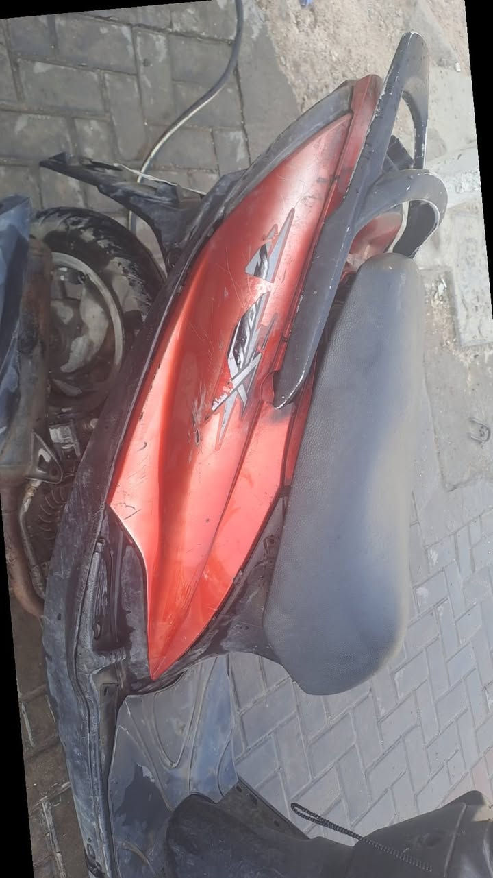 ماكس • ١٤٠ • جانت تشتغل وطفت