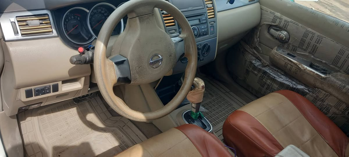 السلام عليكم نسيان تيدا موديل ٢٠٠٩ رقم بابل السياره حلوه عوزهه ترتيبات مكينه تبريد جاهزه فقط بارد مكان بابل السعر ٦٣ اوبيهه مجال الرقم ***********
