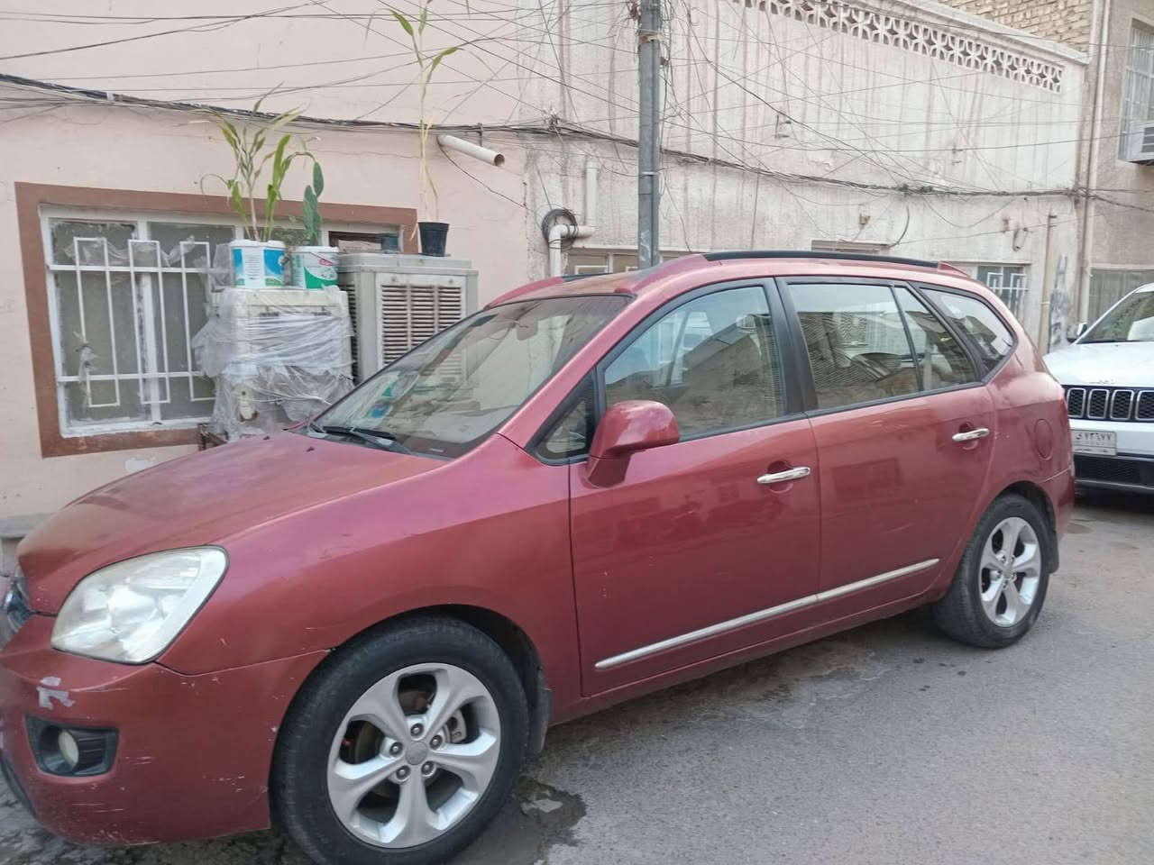 السلام عليكم
كيا راندو وارد أوربي بدون صور موديل 2009 خمسة راكب محرك 2700 رقم ميسان مشروع وطني كاملة من كلشي وجاهزة وغراضها بين الجديد والممتاز والجيد جدا فقط كشرها جارد وبيه ملاحظات 
الضربة ماعندي اي صور عنها لأنها وارد أوربي فيتم تصليحها قبل إعادة التصدير وتمسح الصور ... والصورة الأولى موجود رقم الشاصي والتوضيح انها وارد أوربي بدون صور
معروضة للبيع بسعر 90$ مكانها بغداد ... حي السلام ... الطوبجي ... السيارة اني صاحبها والتنازل فوري للتواصل *********** بغداد, العراق

