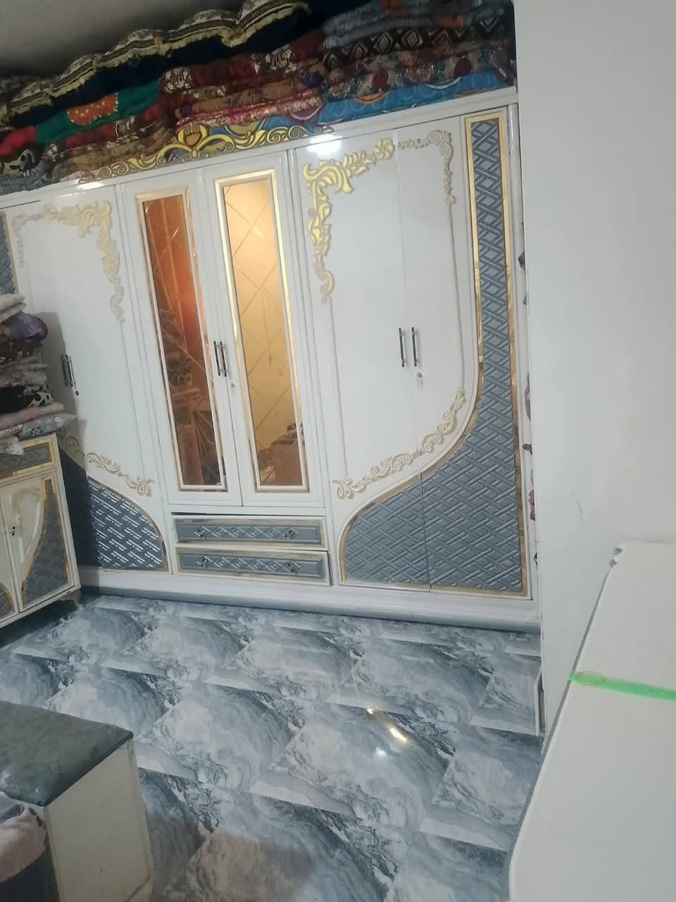 السلام عليكم اغراض مستعمل للبيع بيع مستعجل جداا كربلاء المقدسة الحر سواده 
*********** بغداد, العراق
