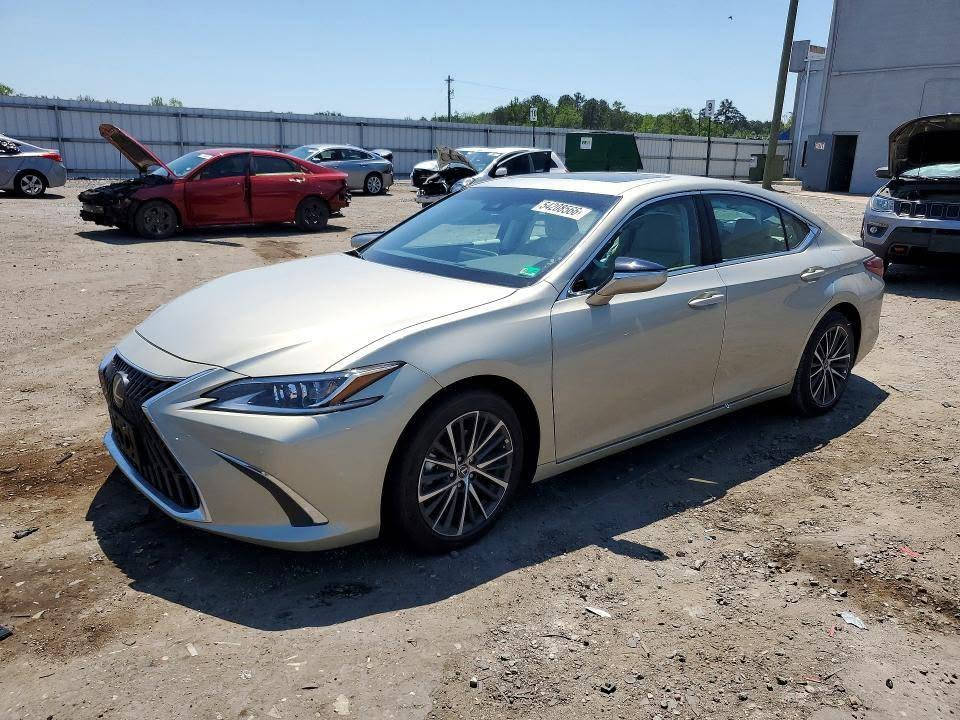 2025 LEXUS ES 300H BASE
سياره هايبرد 2.5     4 سلندر
سعر 310 بدون تصليح 
ماشي الف ميل
رقم شاصي  58ADA1C10SU074950
بدون رقم تترقم شيمالي
مكان السياره  دهوك
للأسفسار الرجاء اتصال او مراسلة الواتس اب
*********** أربيل, العراق
