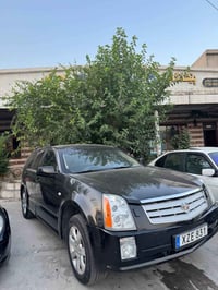 كاديلاك ٢٠٠٧ • ٧ مقاعد • كاميرا