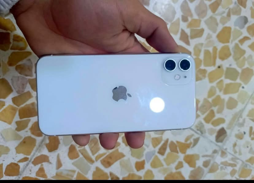 آيفون ١١ • ٦٤ • بطارية ٦٩٪