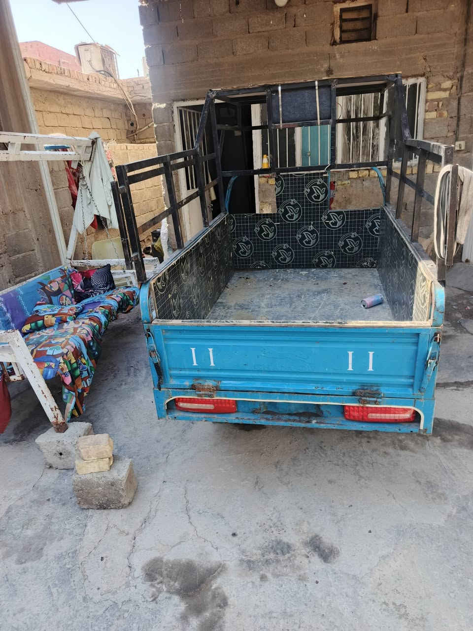 سلام عليكم ستوته صقر المديل 2021لبيع ستوته حلوه و نضيفه سعر 1750وبيه مجال حق جيه عنواني بغداد سبع قصور قرب حي اور رقم ***********
